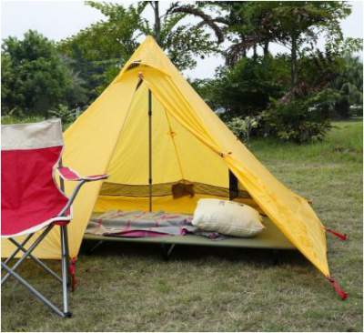 This cot fits in any tent.