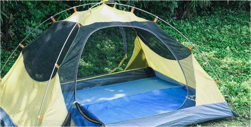 This cot can be used in any tent.