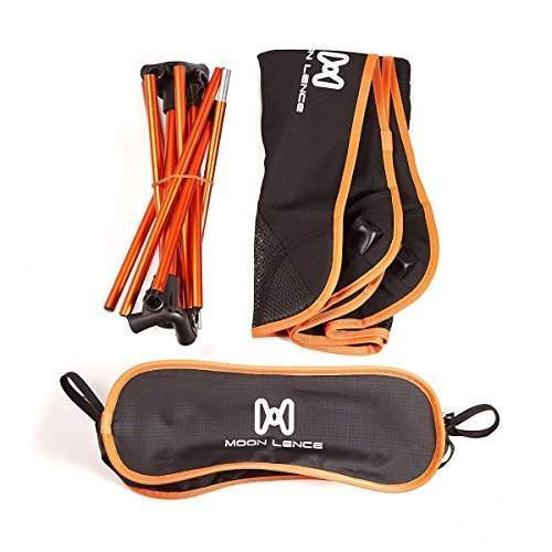 Just three elements: the interconnected poles, the sling, and the carry bag.