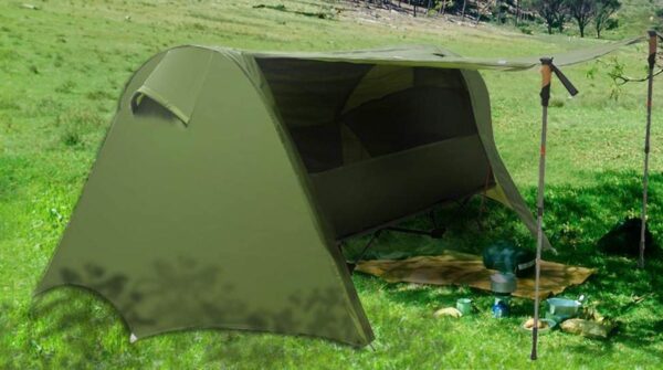 An awning created with the help of the trekking poles.