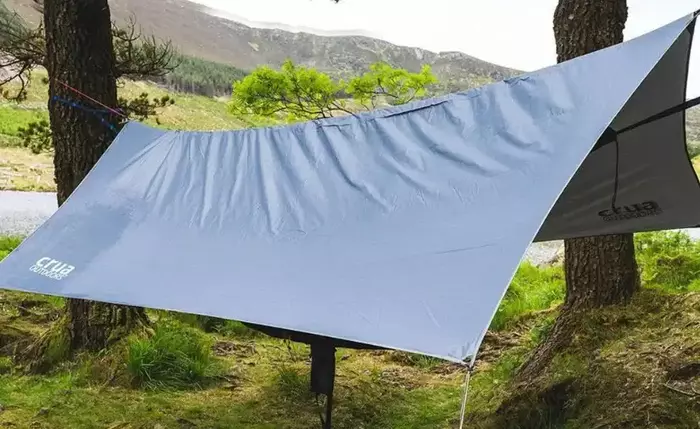 The tarp can be used on its own.