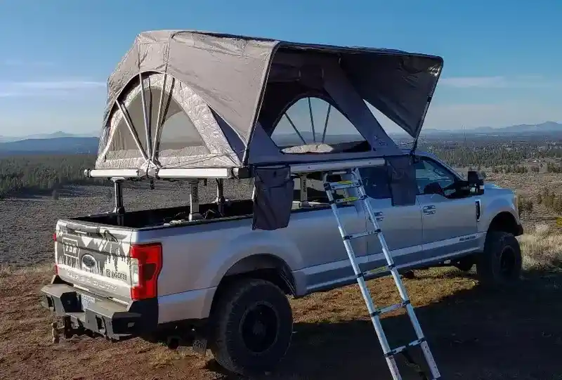 Freespirit Recreation High Country 80 roof top tent.